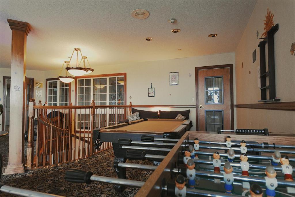 Host Inn An All Suites Hotel Wilkes-Barre Exterior photo