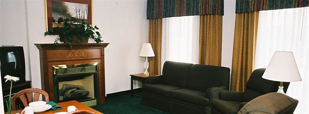 Host Inn An All Suites Hotel Wilkes-Barre Exterior photo