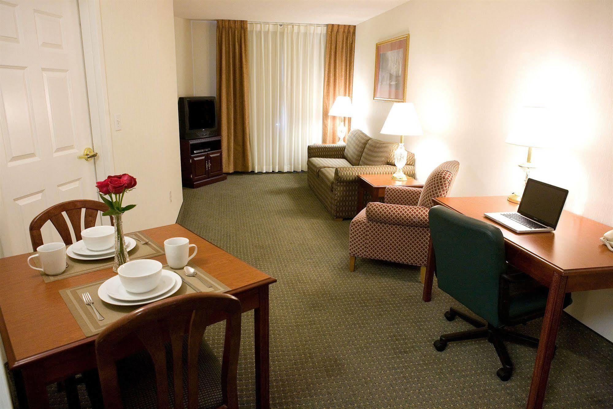 Host Inn An All Suites Hotel Wilkes-Barre Exterior photo